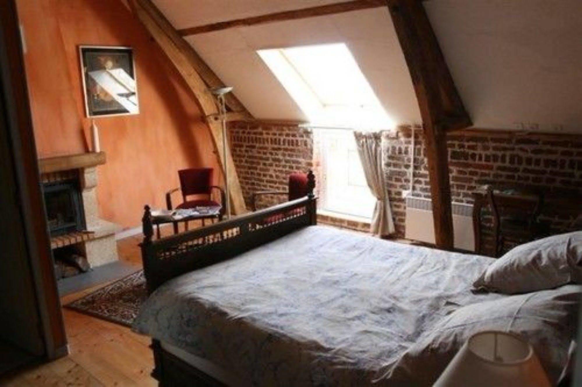 Bed and Breakfast Au Mesnil Le Bas Bray Bures-en-Bray Zewnętrze zdjęcie