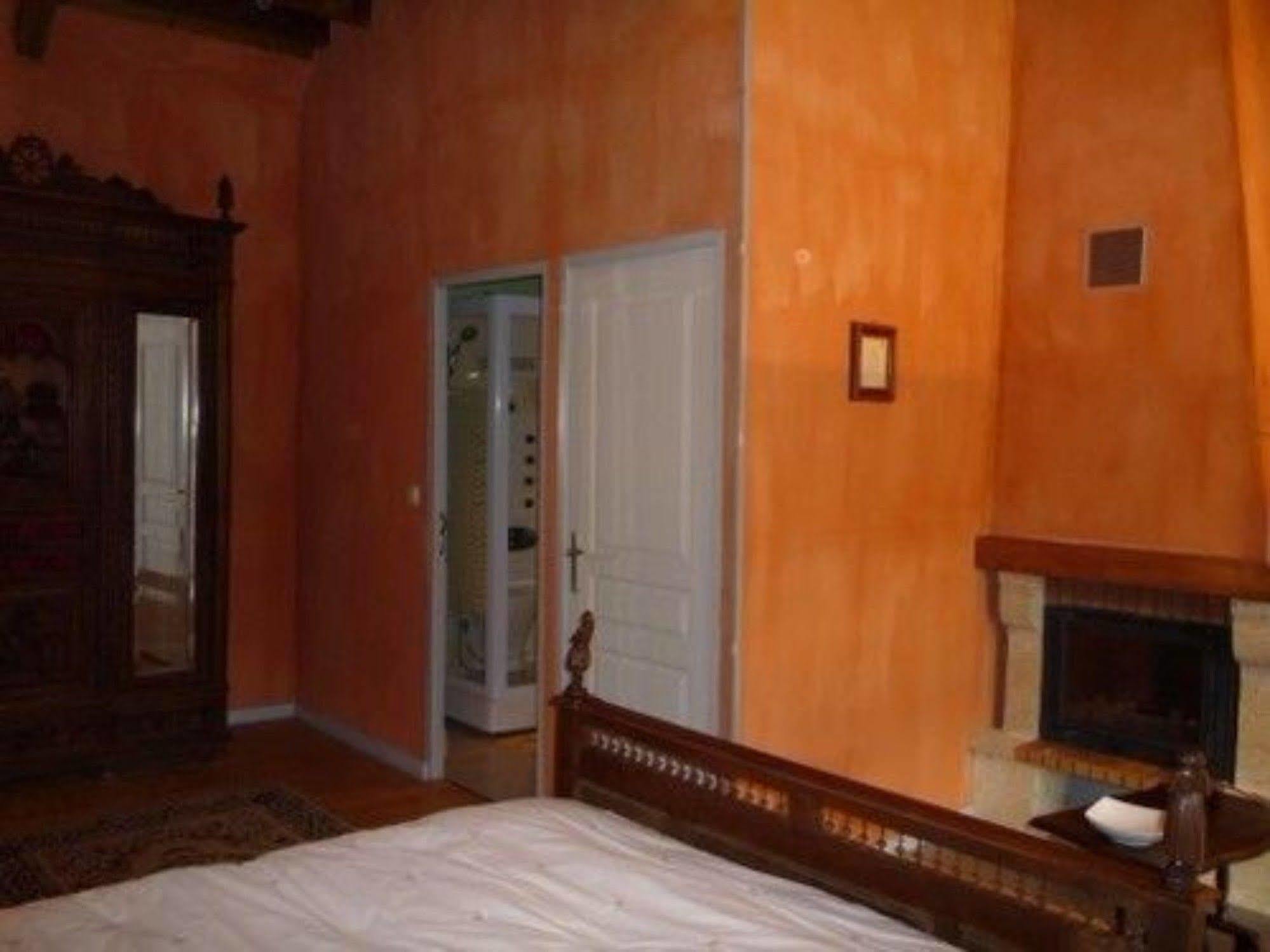 Bed and Breakfast Au Mesnil Le Bas Bray Bures-en-Bray Zewnętrze zdjęcie